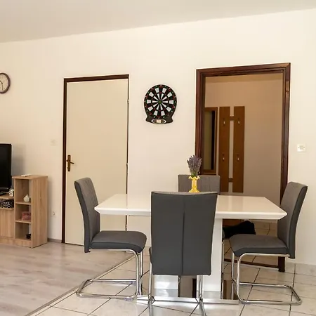 Apartman Curcic Knin